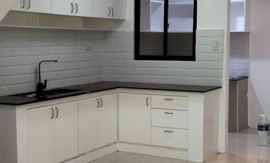 2 Bedroom Townhouse for Sale in Bangkal, Makati