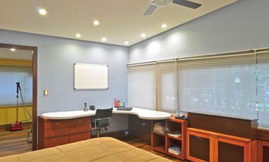 RESIDENCIA MODERNA EN VENTA - ARBOLEDAS, ATIZAPÁN