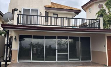CANYON RANCH Carmona Newly Renovated Berkeley Home with Stunning Ridge Views