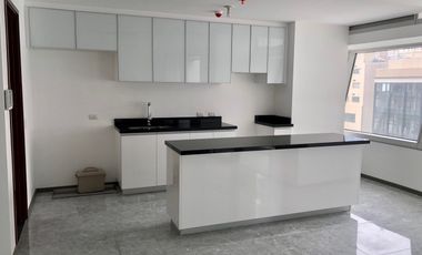 FOR SALE: Imperium 2 Bedrooms 1 Parking Slot