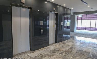 Oficina en Venta en Hacienda de las Palmas, Huixquilucan