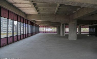 Oficina en Venta en Hacienda de las Palmas, Huixquilucan