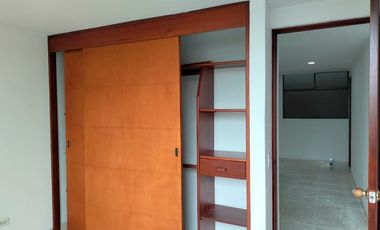 48091 Apartamento en arriendo en el sector Jardines, Envigado