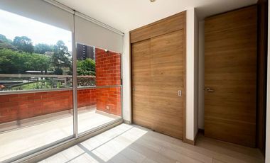 48093 Apartamento en arriendo en el sector Loma del Barro, Envigado