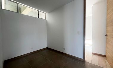 48093 Apartamento en arriendo en el sector Loma del Barro, Envigado
