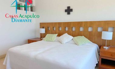 Departamento en venta con terraza y vista al mar.