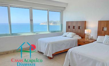 Departamento en venta con terraza y vista al mar.