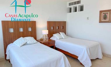 Departamento en venta con terraza y vista al mar.