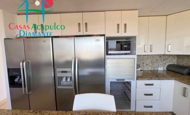 Departamento en venta con terraza y vista al mar.