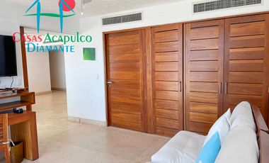 Departamento en venta con terraza y vista al mar.