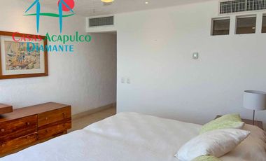 Departamento en venta con terraza y vista al mar.
