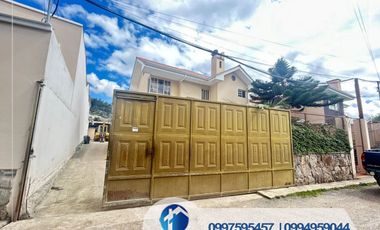 VENDO CASA AMPLIA EN RICAURTE