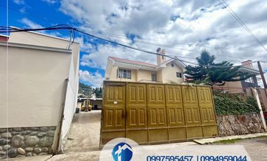 VENDO CASA AMPLIA EN RICAURTE