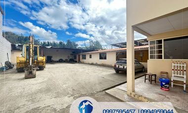 VENDO CASA AMPLIA EN RICAURTE