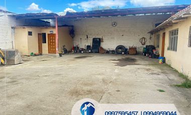 VENDO CASA AMPLIA EN RICAURTE
