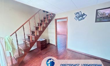 VENDO CASA AMPLIA EN RICAURTE