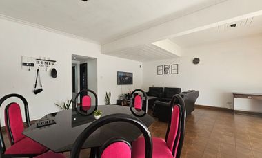 Departamento APTO CRÈDITO de 3 amb. con enorme patio y balcon al frente