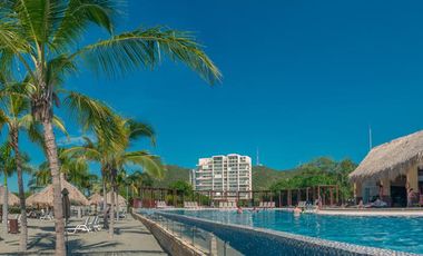 HERMOSO APARTAMENTO SALIDA AL MAR, VISTA AL MAR Y PERMISO TURISTICO