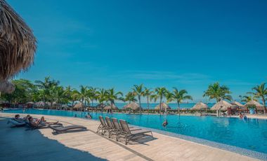 HERMOSO APARTAMENTO SALIDA AL MAR, VISTA AL MAR Y PERMISO TURISTICO