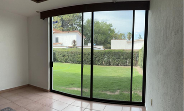 CASA EN RENTA SOBRE CIRCUITO PRINCIPAL SAN GIL