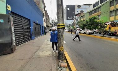 SE VENDE LOCAL COMERCIAL EN LA VICTORIA A 5 CUADRAS DEL EMPORIO COMERCIAL DE GAMARRA