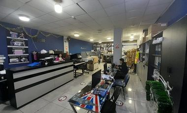 SE VENDE LOCAL COMERCIAL EN LA VICTORIA A 5 CUADRAS DEL EMPORIO COMERCIAL DE GAMARRA