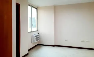 Alquilo Departamento en Urb. La Fuente, junto a la Universidad Católica Santiago de Guayaquil