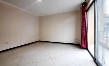 Alquilo Departamento en Urb. La Fuente, junto a la Universidad Católica Santiago de Guayaquil