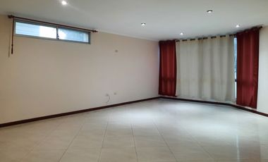 Alquilo Departamento en Urb. La Fuente, junto a la Universidad Católica Santiago de Guayaquil