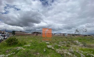 **Macrolote de venta en zona Estratégica en el Norte de la Ciudad de Riobamba – Oportunidad de Inversión**