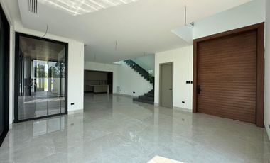 En alquiler exclusiva casa de estreno en Mocoli Golf, Isla Mocoli, Samborondon