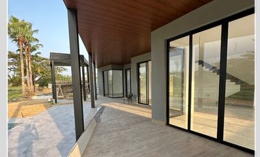 En alquiler exclusiva casa de estreno en Mocoli Golf, Isla Mocoli, Samborondon