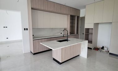 En alquiler exclusiva casa de estreno en Mocoli Golf, Isla Mocoli, Samborondon