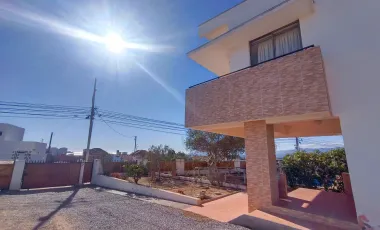Se arrienda casa 4 dormitorios, piscina, El Rosario de Peñuelas
