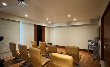 Casa en venta  Virreyes Residencial 5 recamaras, alberca, 7 estacionamientos Zapopan Jalisco