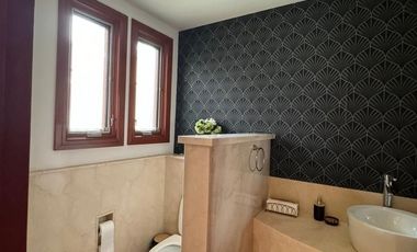Casa en venta  Virreyes Residencial 5 recamaras, alberca, 7 estacionamientos Zapopan Jalisco