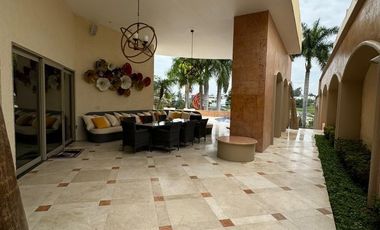Casa en venta  Virreyes Residencial 5 recamaras, alberca, 7 estacionamientos Zapopan Jalisco