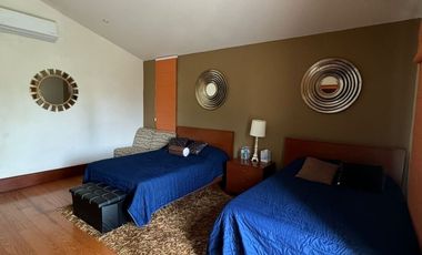 Casa en venta  Virreyes Residencial 5 recamaras, alberca, 7 estacionamientos Zapopan Jalisco