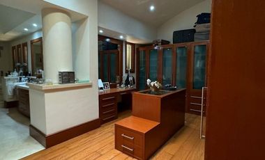 Casa en venta  Virreyes Residencial 5 recamaras, alberca, 7 estacionamientos Zapopan Jalisco