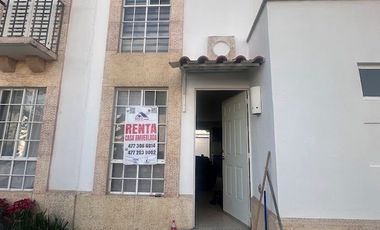 Renta de Casa Amueblada en el Dorado salida leon silao