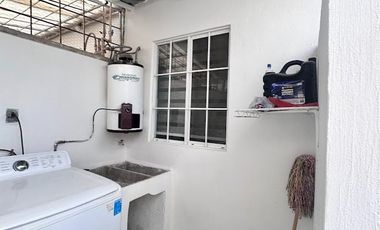 Renta de Casa Amueblada en el Dorado salida leon silao