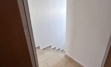Renta de Casa Amueblada en el Dorado salida leon silao
