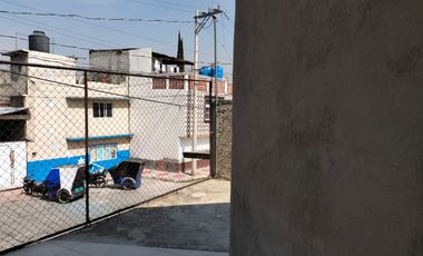 VENDO CASA PARA DECORAR. 4 RECAMARAS. JARDIN, ESTUDIO EN CHALCO