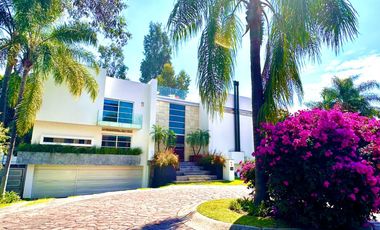 EXCELENTE RESIDENCIA EN VALLE REAL