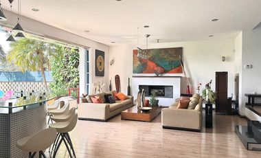 EXCELENTE RESIDENCIA EN VALLE REAL