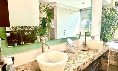 EXCELENTE RESIDENCIA EN VALLE REAL