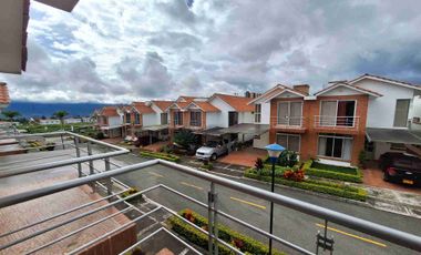 Venta hermosa Casa en Fusagasugá Conjunto Cerrado