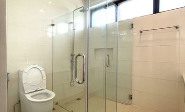 BRAND NEW 5 BEDROOM CORNER HOUSE FOR SALE BF HOMES NORTHWEST 8% DISCOUNT MARCH-APRIL ONLY P42M GROSS (RI-BFNW-002)