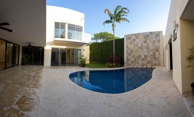 ESPECTACULAR casa DE LUJO en la privada más exclusiva dentro de la ciudad, Bosques de Altabrisa