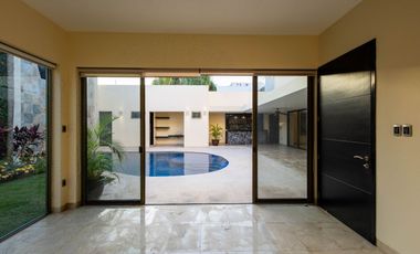 ESPECTACULAR casa DE LUJO en la privada más exclusiva dentro de la ciudad, Bosques de Altabrisa